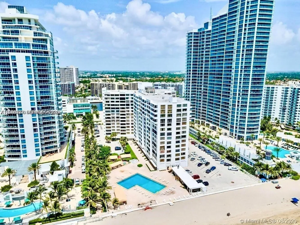 3505 S Ocean Dr #911 Hollywood, FL 33019