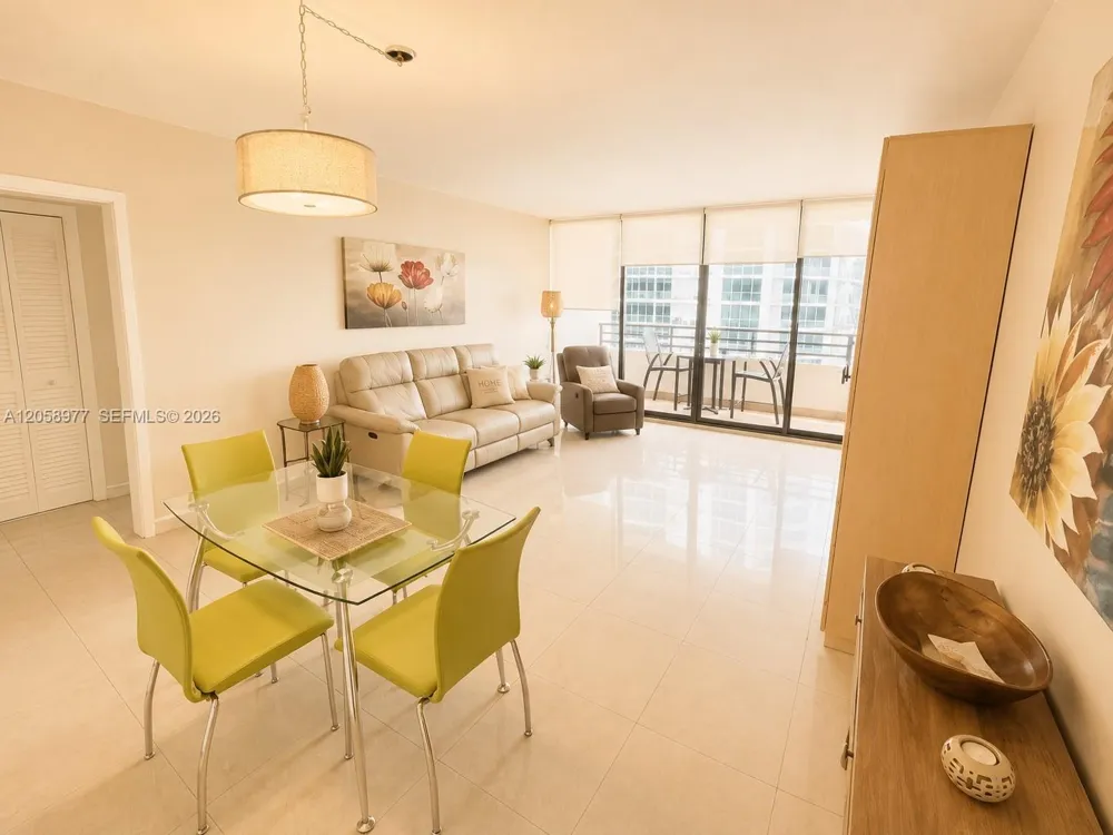 3505 S Ocean Dr #911 Hollywood, FL 33019