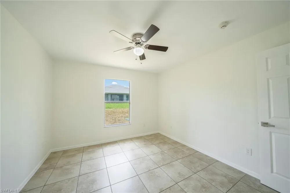 4733 29th Street SW Lehigh Acres, FL 33973