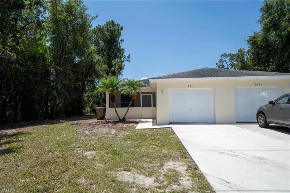 4733 29th Street SW Lehigh Acres, FL 33973