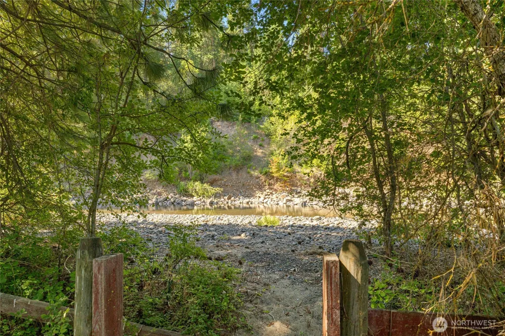 9940 Hwy 970 Cle Elum, WA 98922