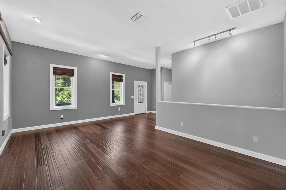 28211 MAGNON DRIVE Brooksville, FL 34601