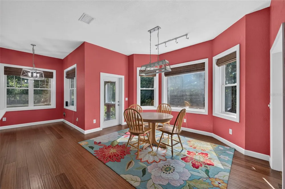 28211 MAGNON DRIVE Brooksville, FL 34601