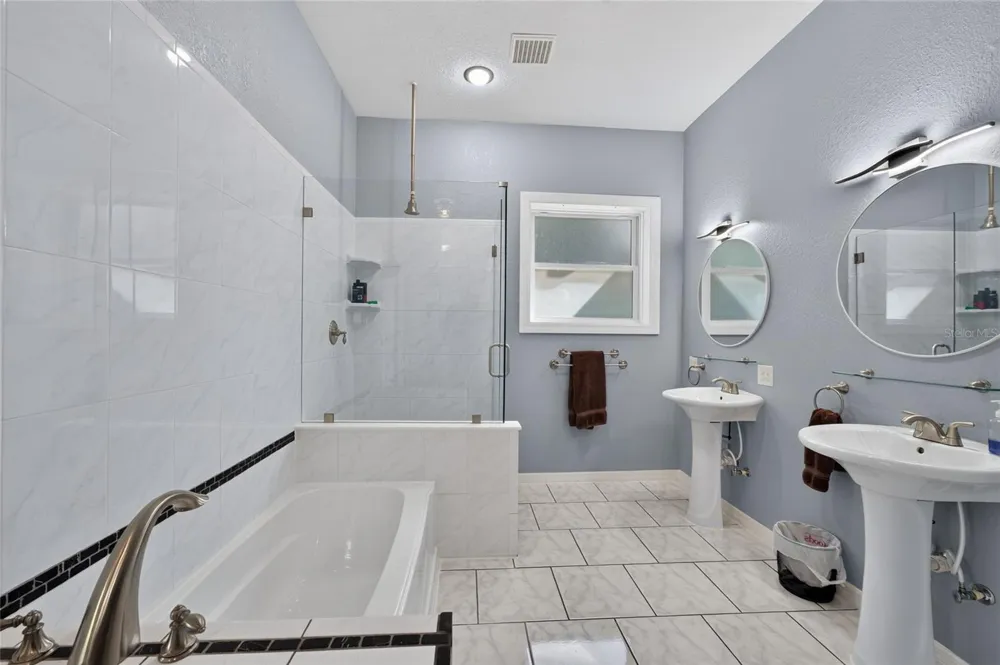 28211 MAGNON DRIVE Brooksville, FL 34601
