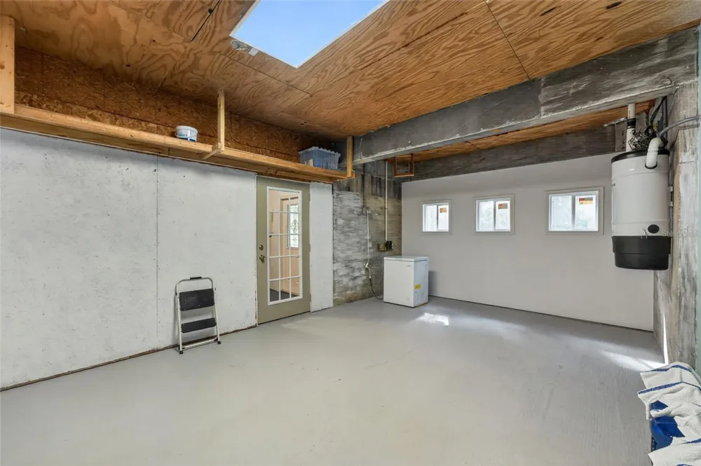 28211 MAGNON DRIVE Brooksville, FL 34601