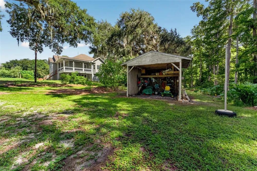 28211 MAGNON DRIVE Brooksville, FL 34601