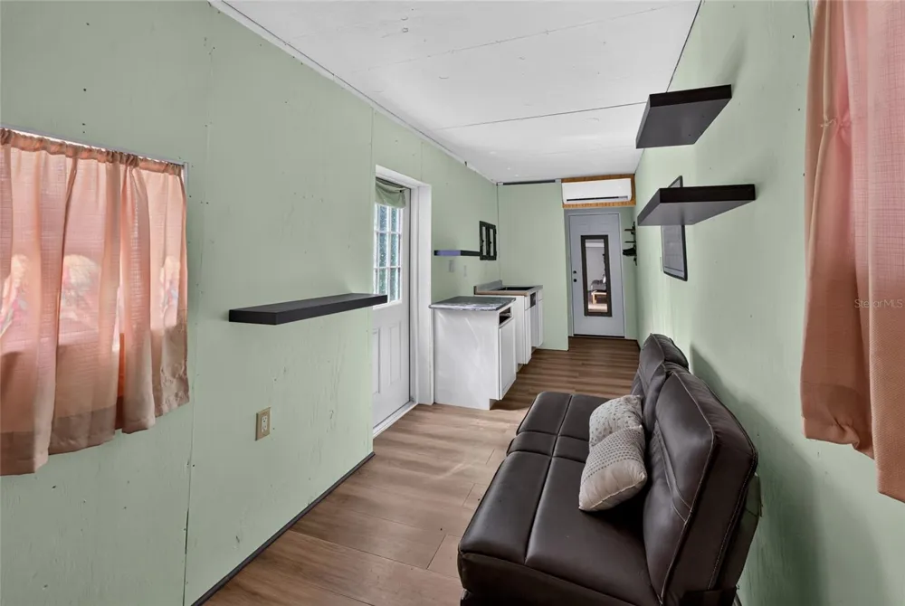 28211 MAGNON DRIVE Brooksville, FL 34601