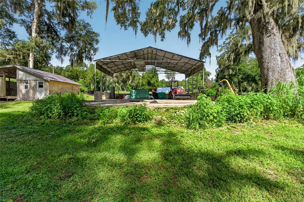 28211 MAGNON DRIVE Brooksville, FL 34601