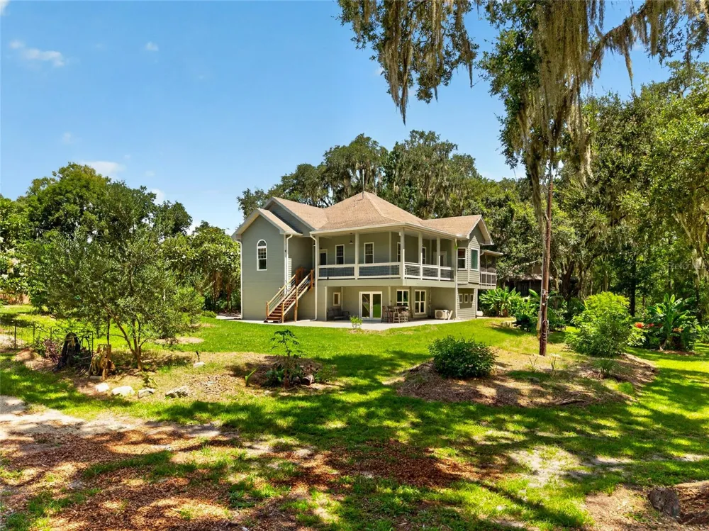 28211 MAGNON DRIVE Brooksville, FL 34601