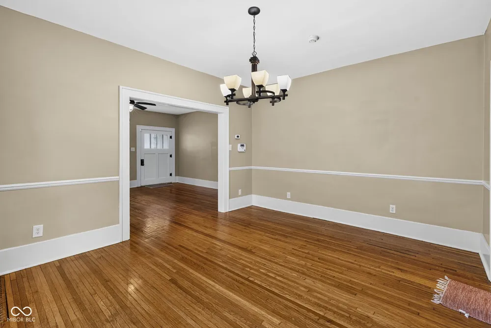905 Maple Terre Haute, IN 47804