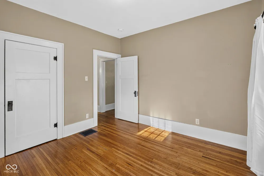 905 Maple Terre Haute, IN 47804