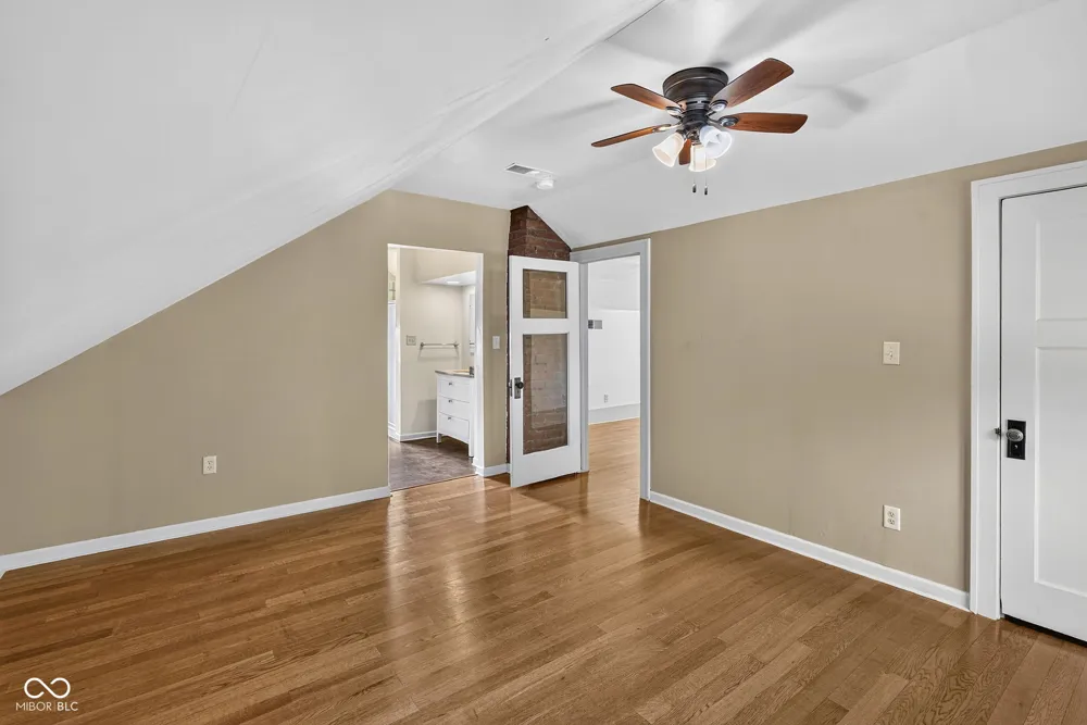905 Maple Terre Haute, IN 47804