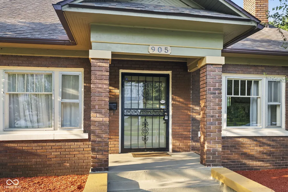905 Maple Terre Haute, IN 47804