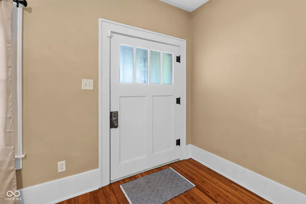 905 Maple Terre Haute, IN 47804