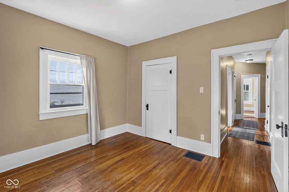 905 Maple Terre Haute, IN 47804