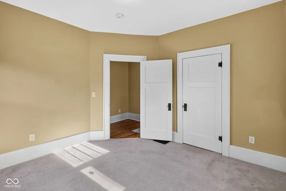 905 Maple Terre Haute, IN 47804