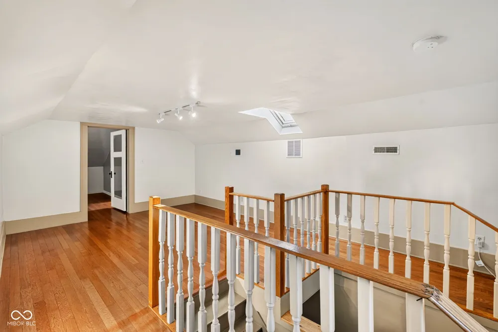 905 Maple Terre Haute, IN 47804