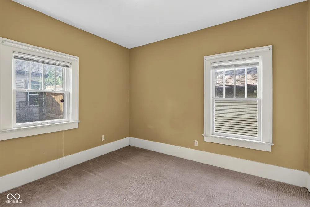 905 Maple Terre Haute, IN 47804