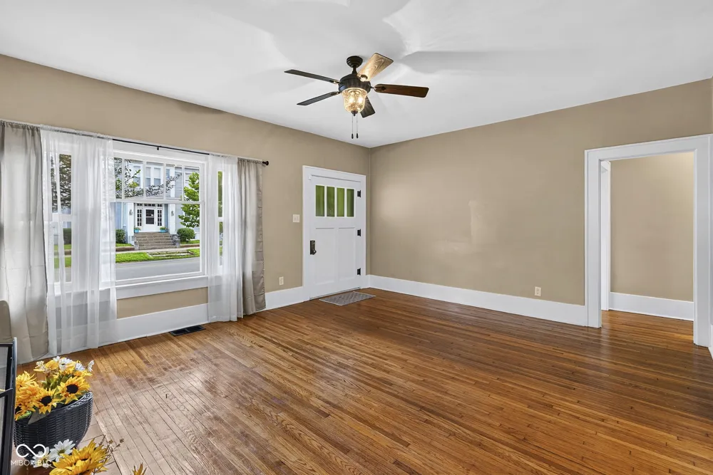 905 Maple Terre Haute, IN 47804