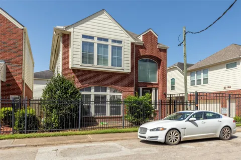 1716 Aden Drive