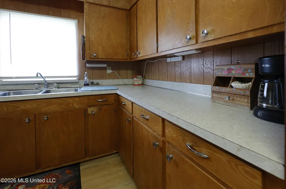7037 Lilly Road Crystal Springs, MS 39059