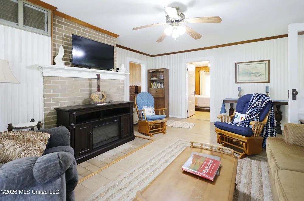 7037 Lilly Road Crystal Springs, MS 39059