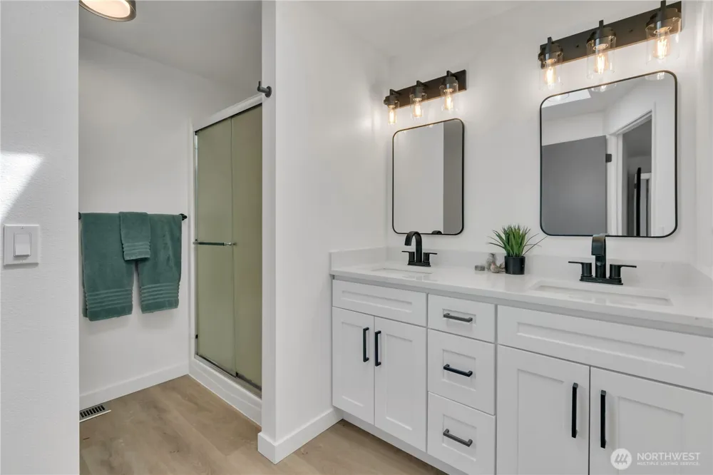 101 Jewell Street Enumclaw, WA 98022