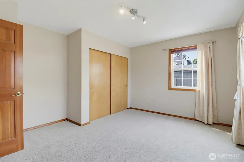 34912 57th Avenue S Auburn, WA 98001