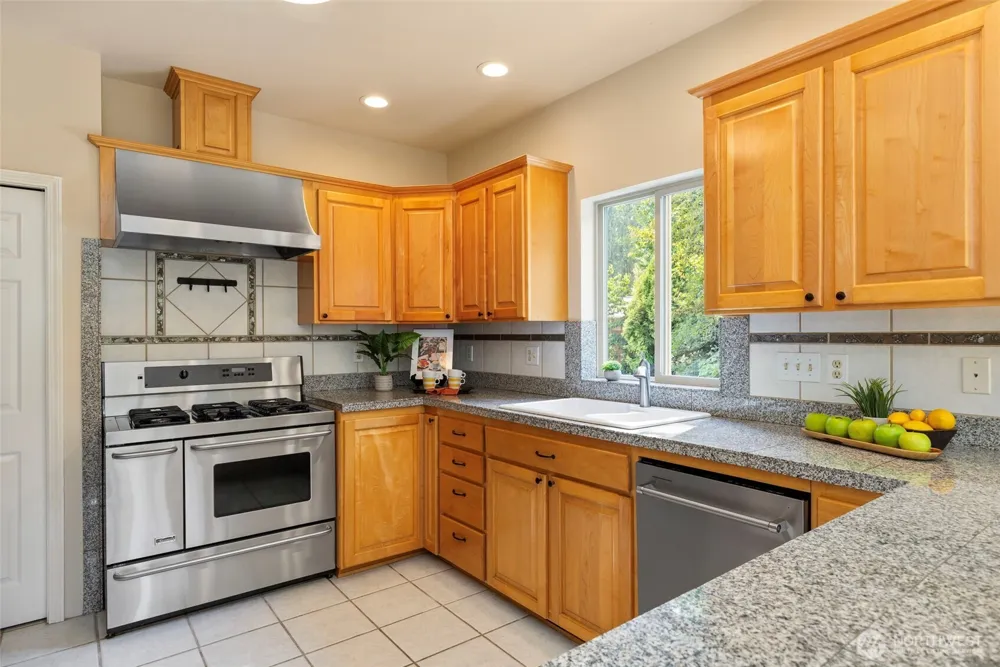 19061 Harris Avenue NE Suquamish, WA 98392