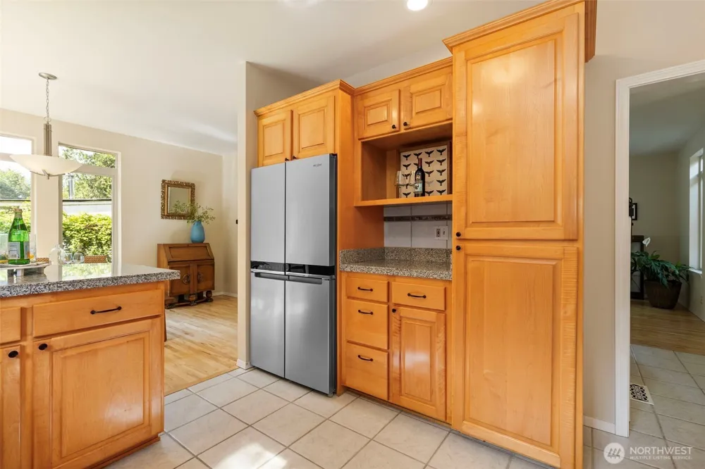 19061 Harris Avenue NE Suquamish, WA 98392