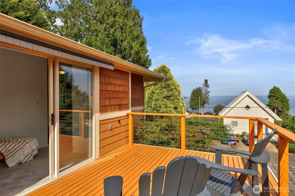 19061 Harris Avenue NE Suquamish, WA 98392