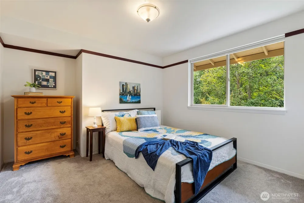 19061 Harris Avenue NE Suquamish, WA 98392