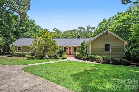 519 Raintree Drive
