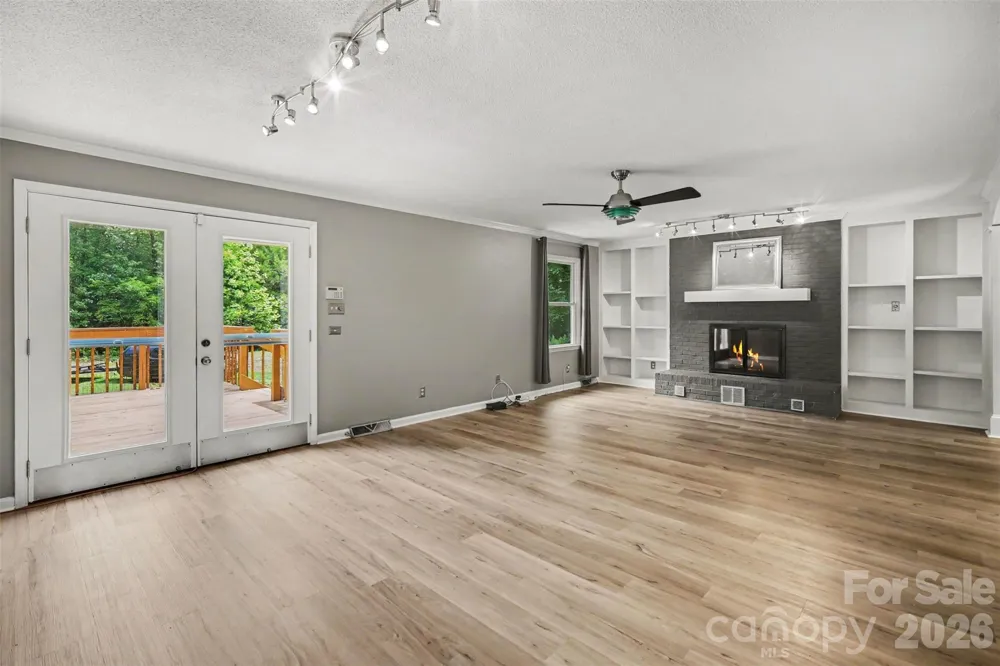 519 Raintree Drive Matthews, NC 28104