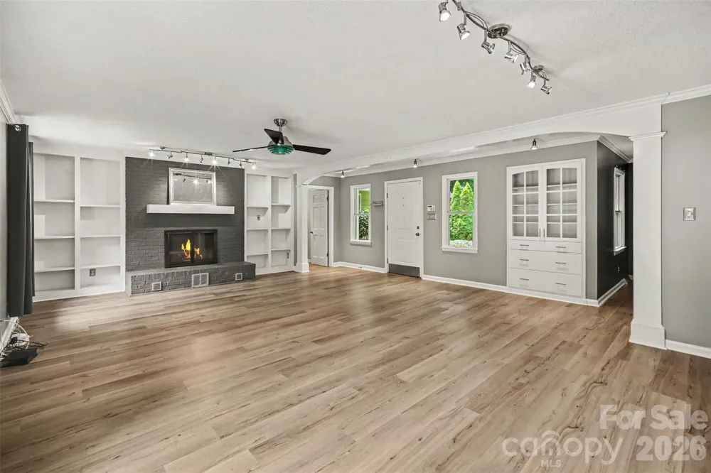 519 Raintree Drive Matthews, NC 28104