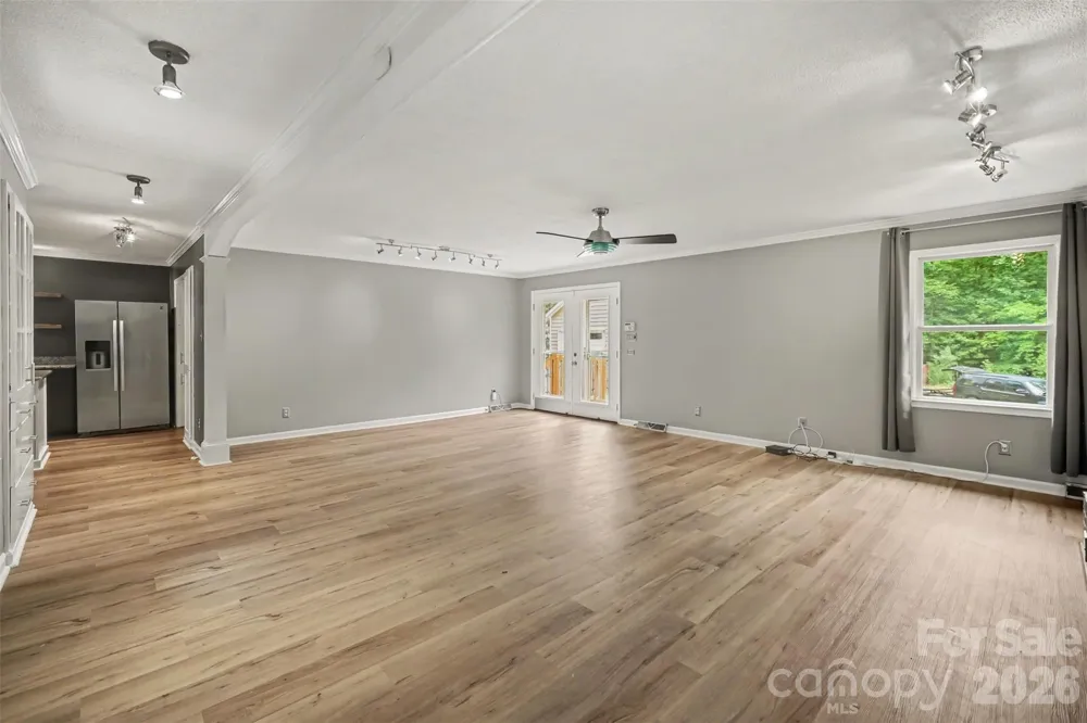519 Raintree Drive Matthews, NC 28104