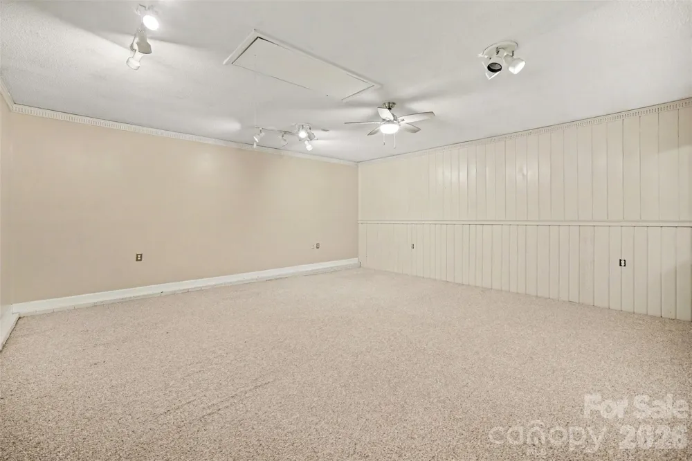 519 Raintree Drive Matthews, NC 28104