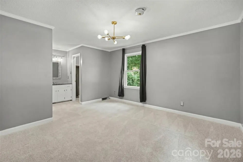 519 Raintree Drive Matthews, NC 28104