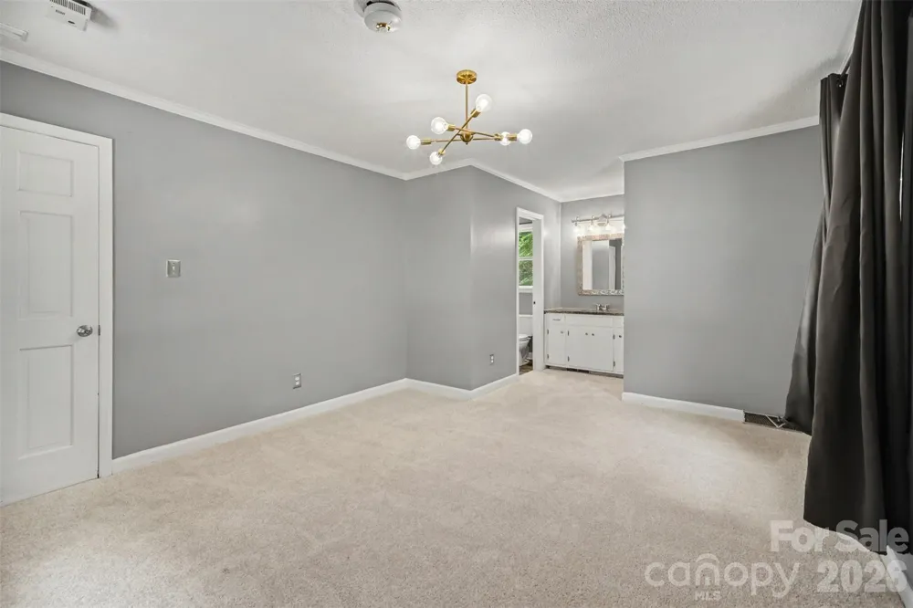 519 Raintree Drive Matthews, NC 28104