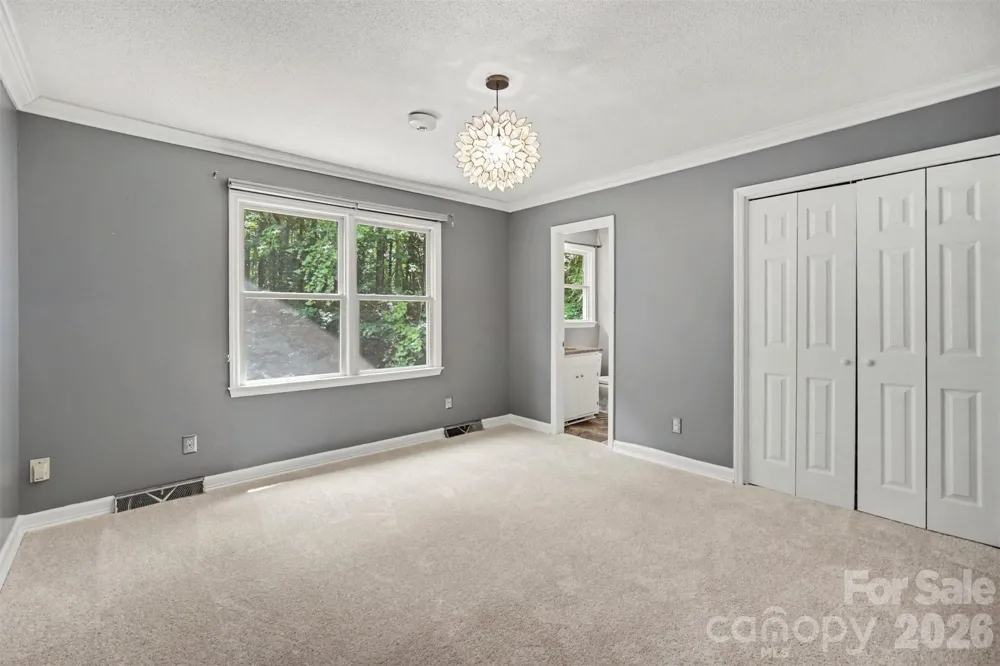 519 Raintree Drive Matthews, NC 28104