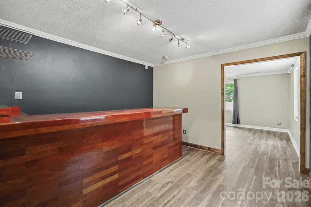 519 Raintree Drive Matthews, NC 28104