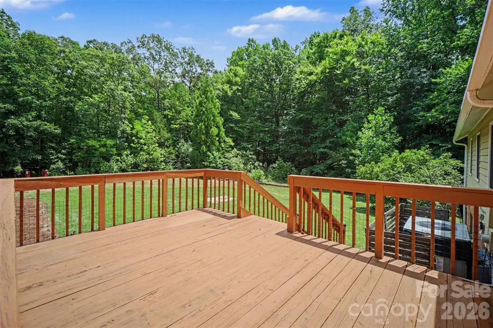 519 Raintree Drive Matthews, NC 28104