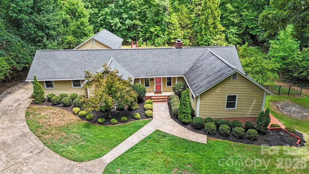 519 Raintree Drive Matthews, NC 28104