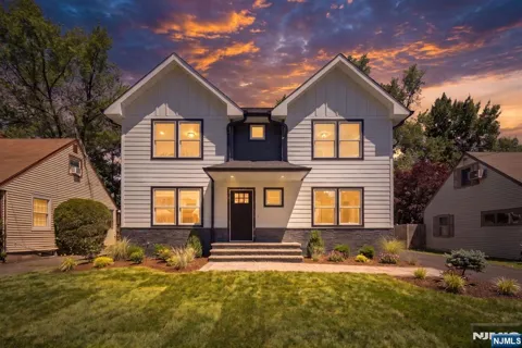 34 Parkway
