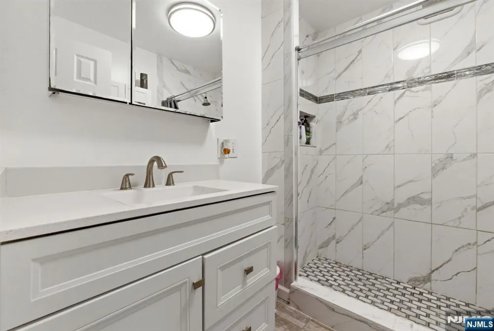 541 Green Pond Road Rockaway Township, NJ 07866