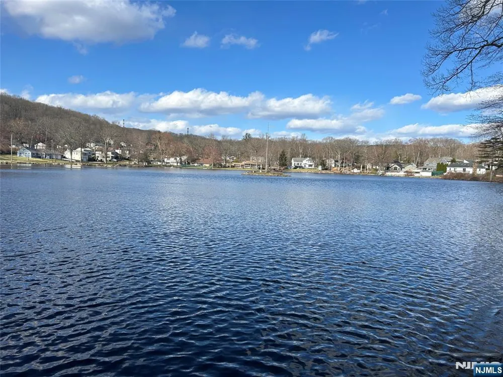 541 Green Pond Road Rockaway Township, NJ 07866