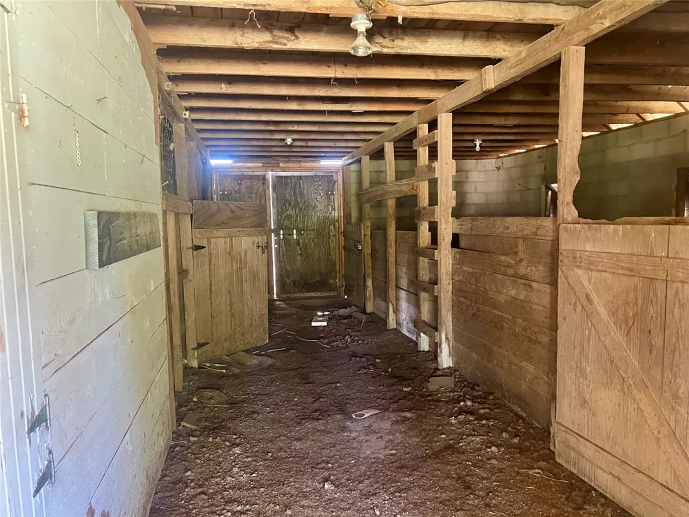 13805 County Road 3500 Ada, OK 74820