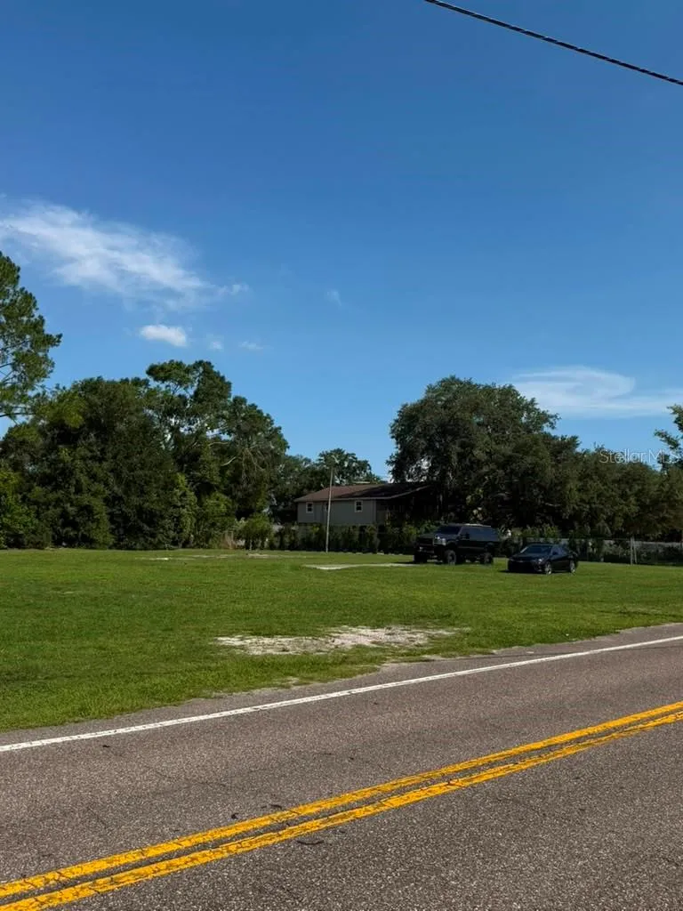 8844 S MOBLEY ROAD Tampa, FL 33626
