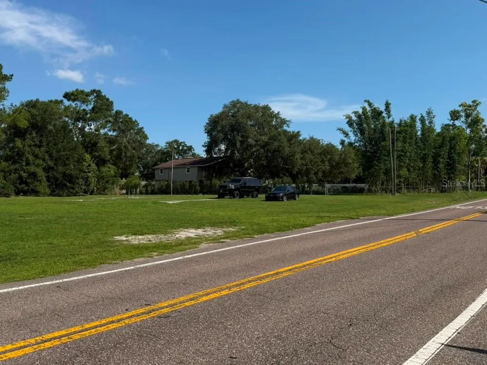 8844 S MOBLEY ROAD Tampa, FL 33626