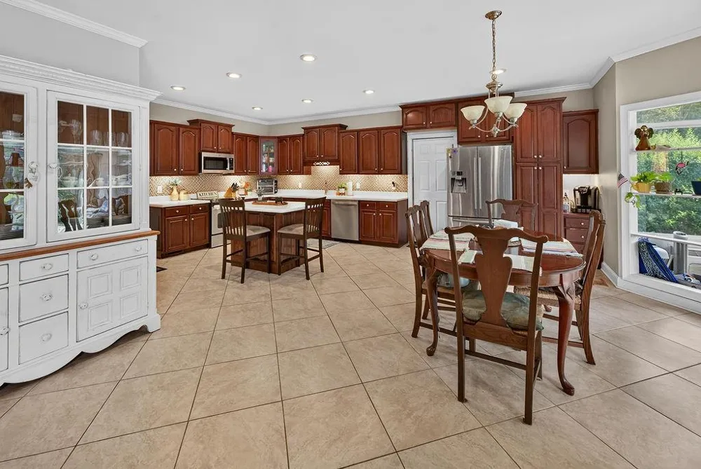120 Wexford Drive NE Calhoun, GA 30701